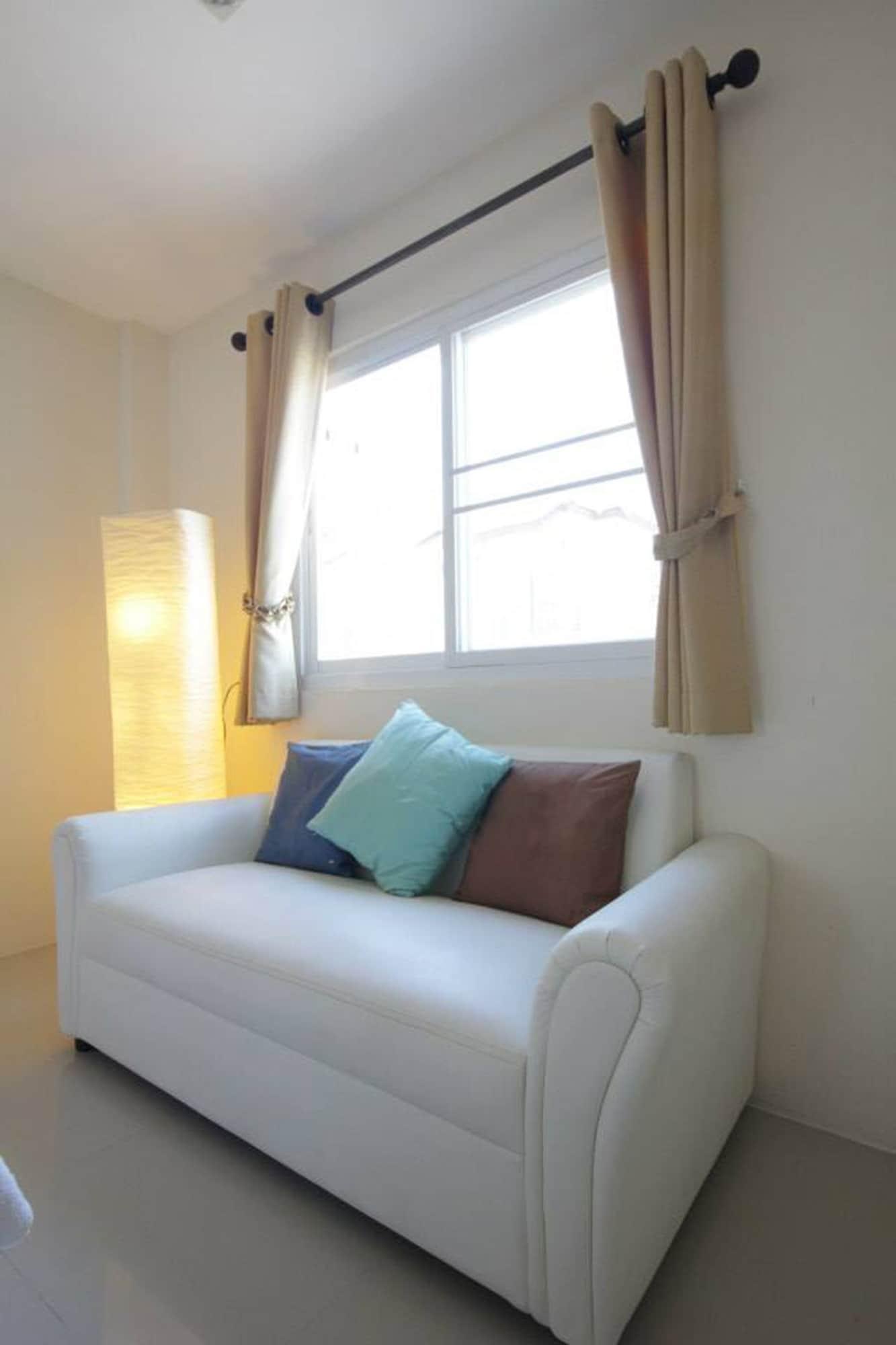 Lotus Hotel Hua Hin