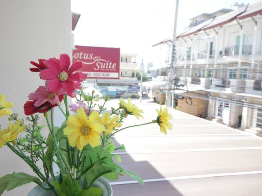 Lotus Hotel Hua Hin
